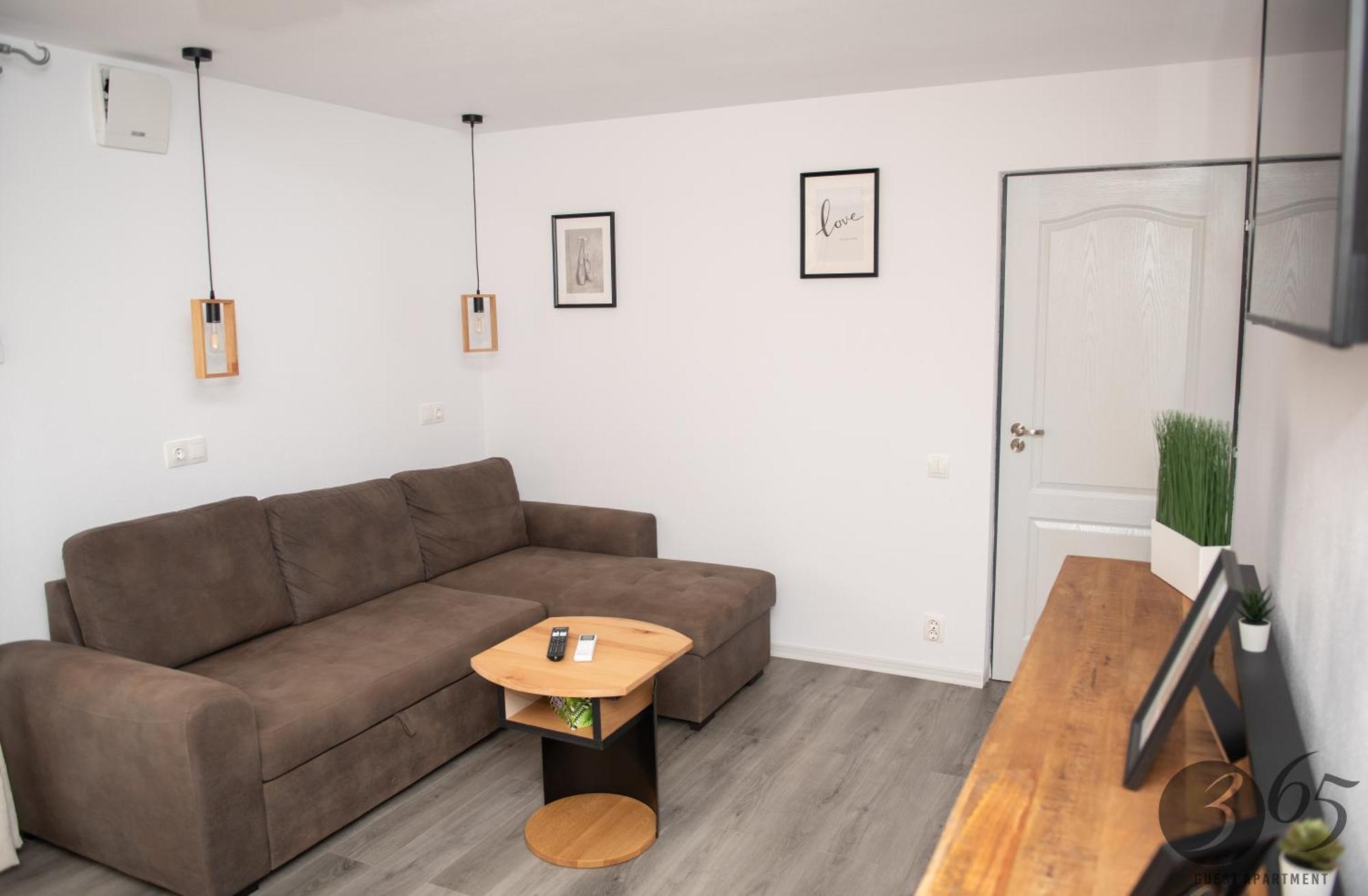 365 Guest Apartment Hunedoara Zewnętrze zdjęcie
